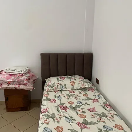 Comfortable And Luxurious Apartman Kamëz